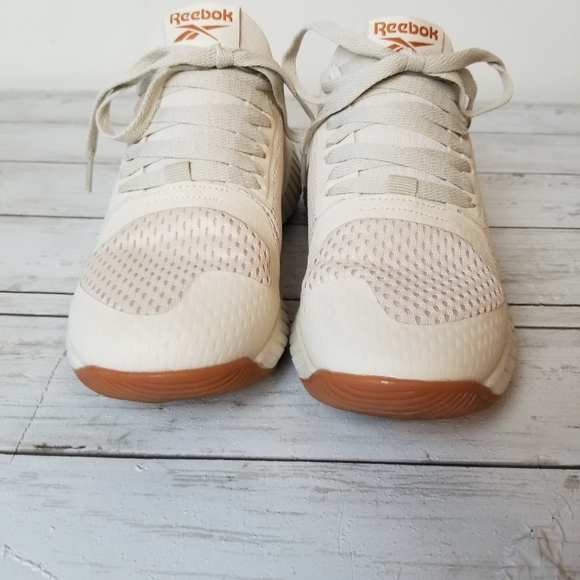 Reebok Knit Cream Colored Athletic Sneakers - Picture 4 of 11